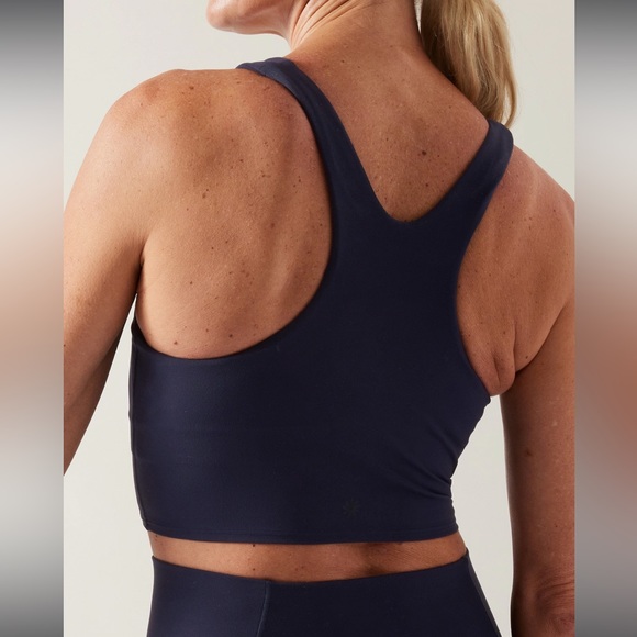 🦋NWT Navy Athleta Conscious Crop Bra A-C! - Picture 3 of 9